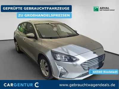 Gebraucht Ford Focus Cool & Connect 120 PS (88 kW) 2021 Other Limousine