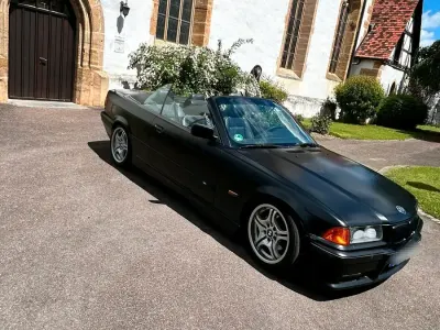 Gebraucht BMW 320 Cabriolet M Sport 150 PS (110 kW) 1995 Schwarz Cabrio