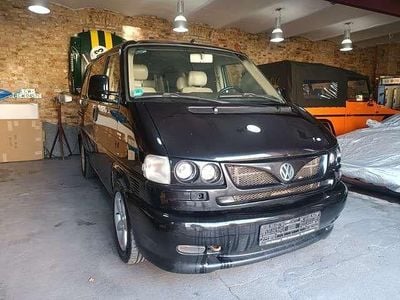 Gebraucht VW Caravelle Business 151 PS (111 kW) 2001 Schwarz Van