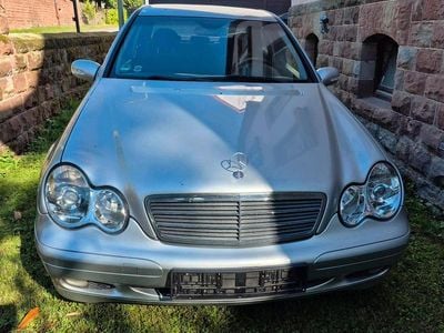 Mercedes C180
