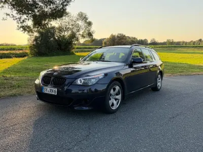 Gebraucht BMW 525 197 PS (144 kW) 2008 Blau Kombi
