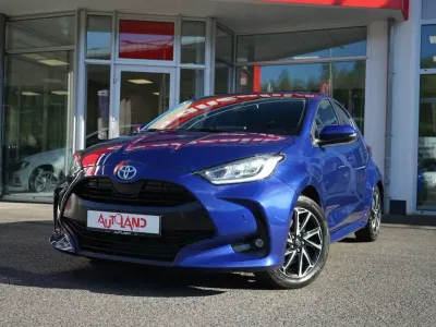 Gebraucht Toyota Yaris Team 116 PS (85 kW) 2023 Blau Kleinwagen