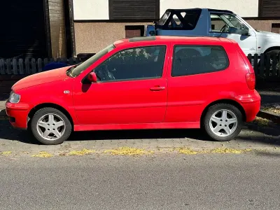 Second-hand VW Polo Basis 50 CP (36 kW) 2001 Roșu Hatchback