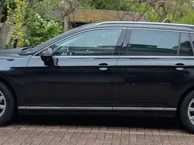 Gebraucht VW Passat Highline 150 PS (110 kW) 2017 Schwarz Kombi