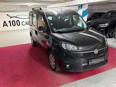 Gebraucht Fiat Doblò 95 PS (69 kW) 2018 Schwarz Van / Kleinbus