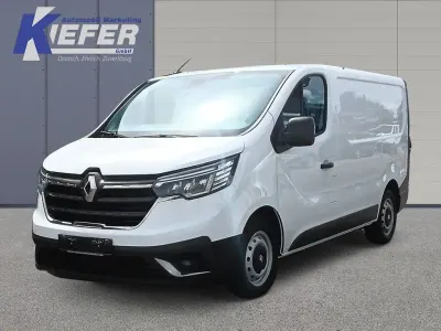 Gebraucht Renault Trafic 131 PS (96 kW) 2022 Weiß Van / Kleinbus