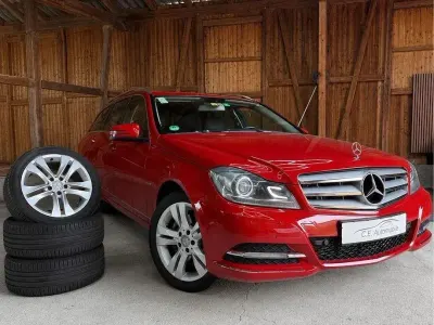 Gebraucht Mercedes C350 265 PS (194 kW) 2011 Rot Kombi