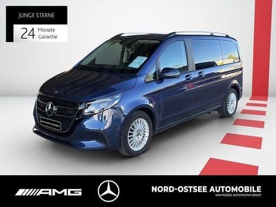 Second-hand Mercedes V220 Style 163 CP (119 kW) 2024 Albastru Monovolum