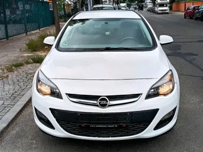 Gebraucht Opel Astra 110 PS (80 kW) 2016 Weiß Kombi