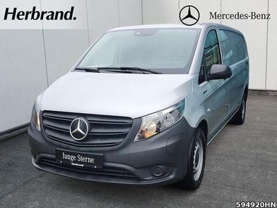 Gebraucht Mercedes e-Vito 85 kW (116 PS) 2023 Silber Van / Kleinbus