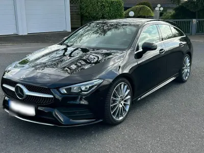 Gebraucht Mercedes CLA200 Shooting Brake AMG line 163 PS (119 kW) 2021 Schwarz Kombi