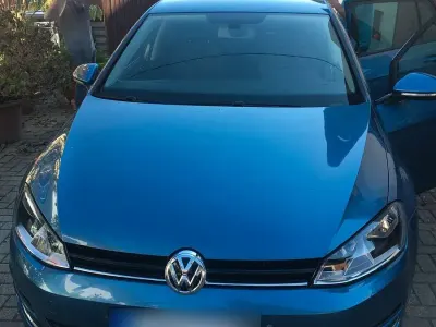 Gebraucht VW Golf VII Allstar 110 PS (80 kW) 2016 Blau Limousine