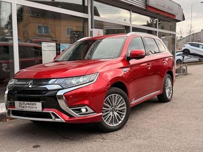 Gebraucht Mitsubishi Outlander P-HEV Plus 224 PS (164 kW) 2019 Dynamik rot (d) SUV