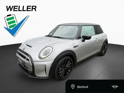 Gebraucht Mini Cooper SE Essential 135 kW (184 PS) 2023 Melting silver iii (silber) Kleinwagen