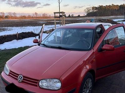 Orange Gebraucht 1998 VW Golf Limousine | 999 € (Guter Preis)