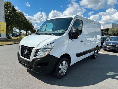 Nissan NV400