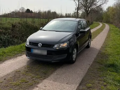 Gebraucht VW Polo 75 PS (55 kW) 2009 Schwarz Kleinwagen