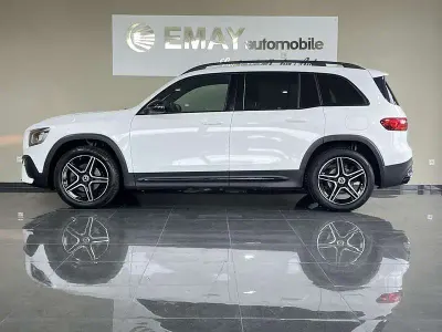 Używany Mercedes GLB200 AMG line 163 KM (119 kW) 2020 Biały SUV