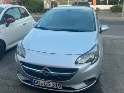Używany Opel Corsa 100 KM (73 kW) 2017 Srebrny Hatchback