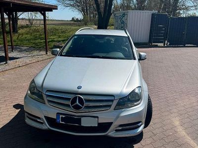 Usata Mercedes C220 Avantgarde 170 CV (125 kW) 2012 Argento Berlina