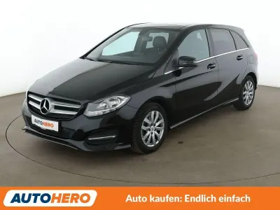 Używany Mercedes B200 Urban 156 KM (114 kW) 2017 Czarny Minivan