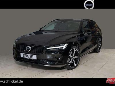 Gebraucht Volvo V60 Plus 197 PS (144 kW) 2024 Onyx black Kombi