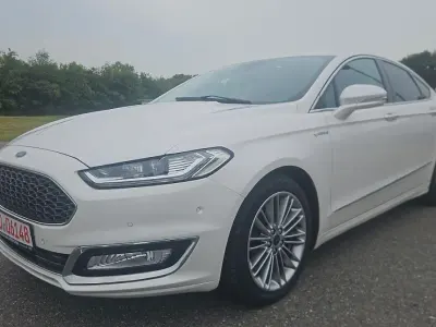 Gebraucht Ford Mondeo Vignale 140 PS (102 kW) 2017 Weiß Limousine