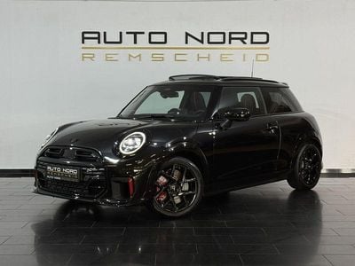 Neu Mini John Cooper Works 231 PS (169 kW) 2025 Schwarz Kleinwagen