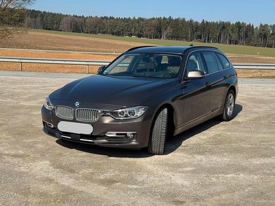 Gebraucht BMW 320 184 PS (135 kW) 2013 Braun Kombi