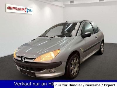 Gebraucht Peugeot 206 109 PS (80 kW) 2003 Silber Kleinwagen