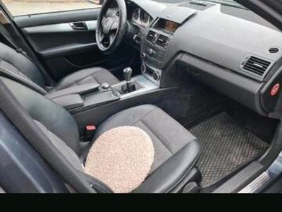 Mercedes C200