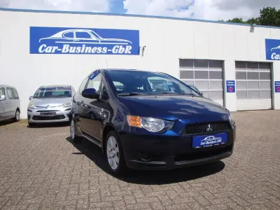 Gebraucht Mitsubishi Colt Motion 95 PS (69 kW) 2012 Blau Kleinwagen