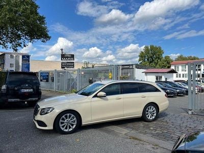 Mercedes E200