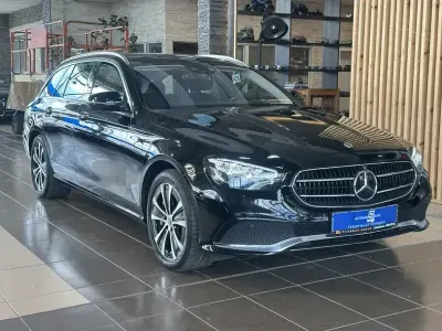 Gebraucht Mercedes E300 306 PS (225 kW) 2022 Schwarz Kombi
