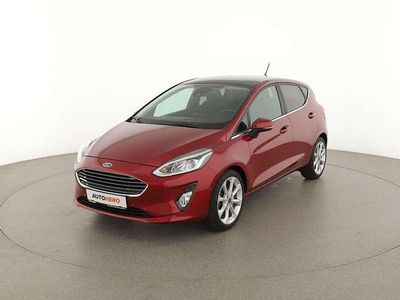 Begagnad Ford Fiesta S 101 HK (74 kW) 2018 Röd Halvkombi