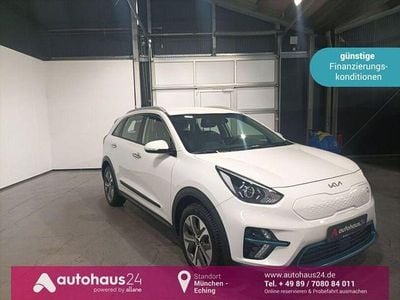 Weiß Gebraucht 2022 Kia e-Niro Vision SUV | 16.550 € (Superpreis)