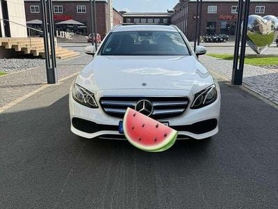 Mercedes E200