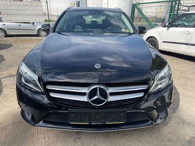 Gebraucht Mercedes C220 194 PS (142 kW) 2018 Schwarz Kombi
