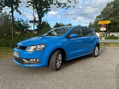 Gebraucht VW Polo Comfortline 75 PS (55 kW) 2015 Blau Limousine