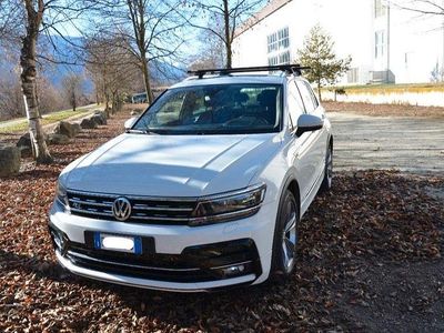 Weiß Gebraucht 2017 VW Tiguan Highline SUV | 21.490 € (Etwas zu teuer)