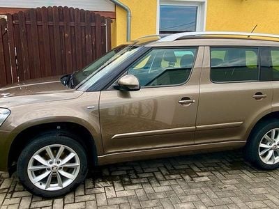 Usado Skoda Yeti Joy 125 HP (91 kW) 2017 Castanho SUV