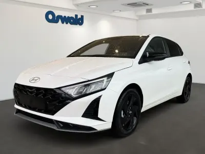 Neu Hyundai i20 Blackline 90 PS (66 kW) 2026 Weiß Kleinwagen