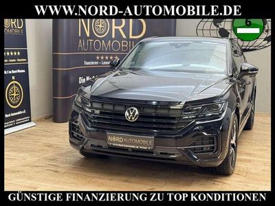 Deep black perleffek (metallic) Gebraucht 2022 VW Touareg Style SUV | 48.900 € (Fairer Preis)