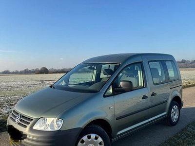 Grün Gebraucht 2010 VW Caddy Life Van / Kleinbus | 5.000 € (Guter Preis)