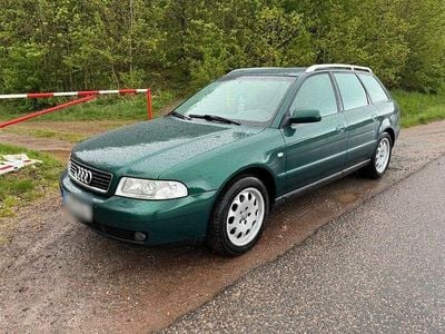 Second-hand Audi A4 Sport 150 CP (110 kW) 2000 Verde Break