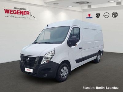Nissan NV400