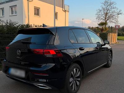 Gebraucht VW Golf VIII Move 150 PS (110 kW) 2023 Schwarz Limousine