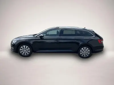 Gebraucht Skoda Superb Style 150 PS (110 kW) 2021 Manufacturer Kombi