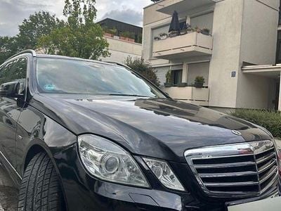 Mercedes E220