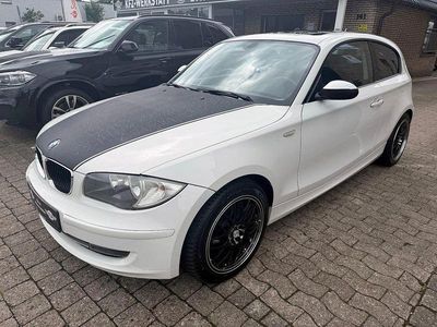 Weiß Gebraucht 2007 BMW 118 Advantage Kleinwagen | 7.999 €